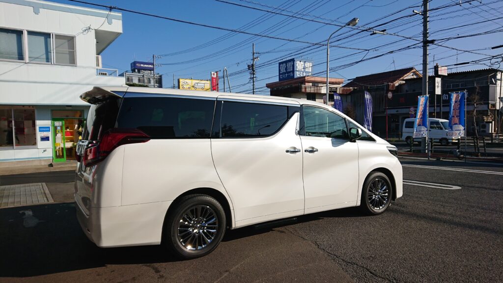 遠目からでも目立たない設計