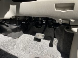 福祉車両改造・左アクセルペダル